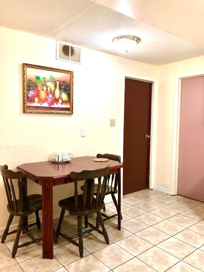 טורונטו Bright Room By Smartying York University מראה חיצוני תמונה